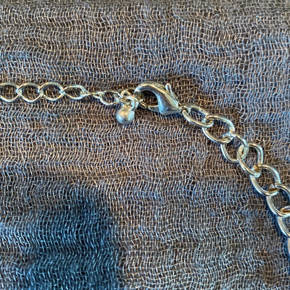 ✨ Turquoise and silver stone necklace and earring set ✨ - Picture 3 of 4